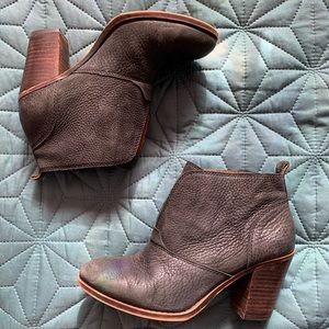 Lucky Brand “Ehllen” Black Leather Boots